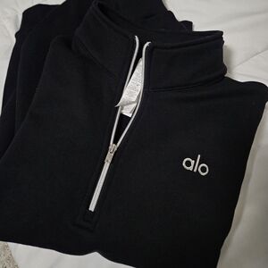 Alo Accolade Quarter Zip Pullover